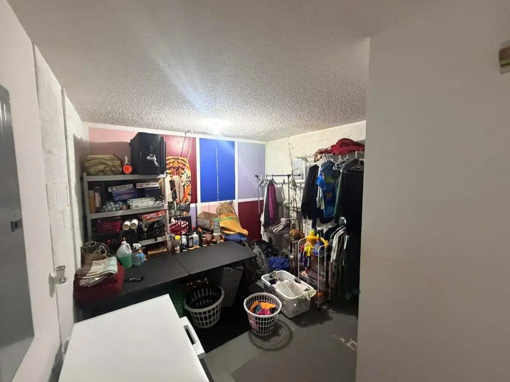 6718 Duval Avenue West Palm Beach FL 33411