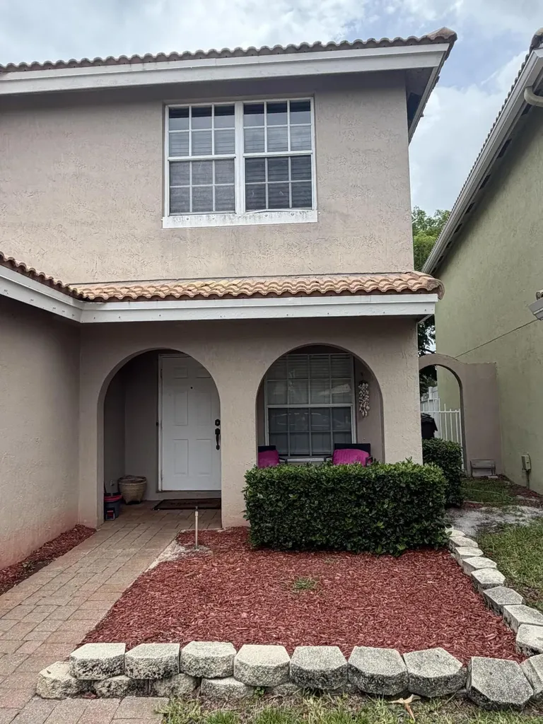 6718 Duval Avenue West Palm Beach FL 33411