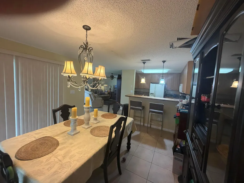 6718 Duval Avenue West Palm Beach FL 33411