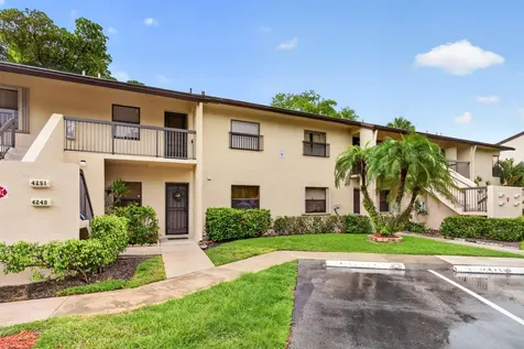 4251 Carambola Circle S Coconut Creek FL 33066