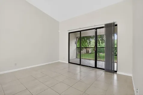 4251 Carambola Circle S Coconut Creek FL 33066