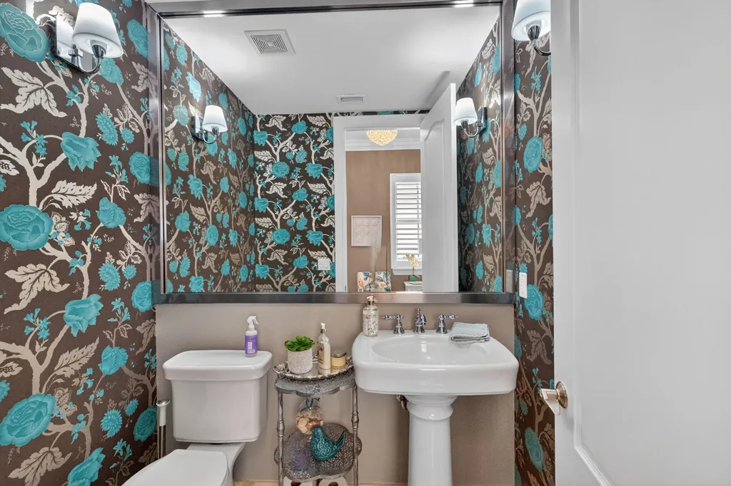 4332 Seagrape Drive Lauderdale By The Sea FL 33308