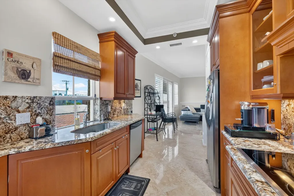 4332 Seagrape Drive Lauderdale By The Sea FL 33308