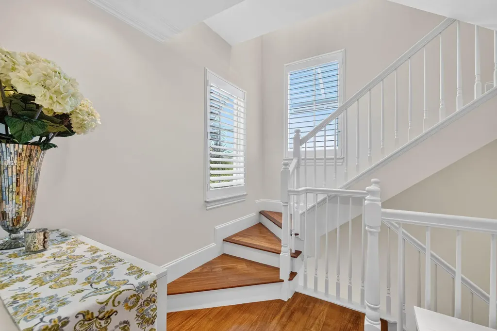 4332 Seagrape Drive Lauderdale By The Sea FL 33308