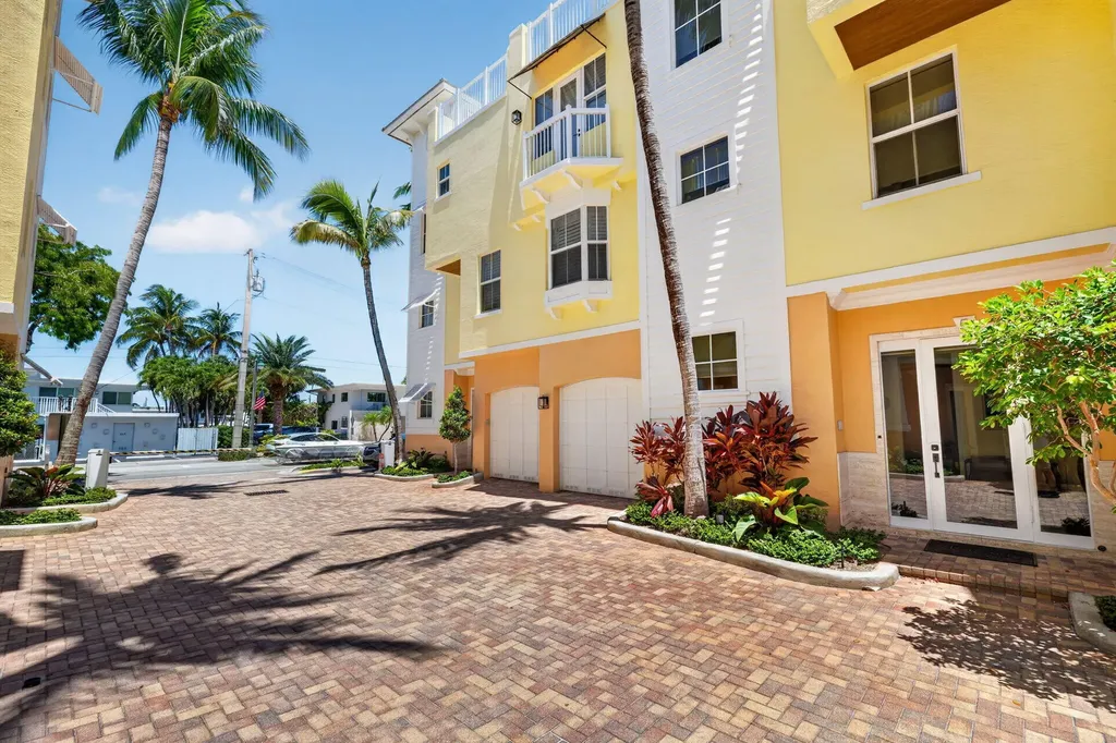 4332 Seagrape Drive Lauderdale By The Sea FL 33308