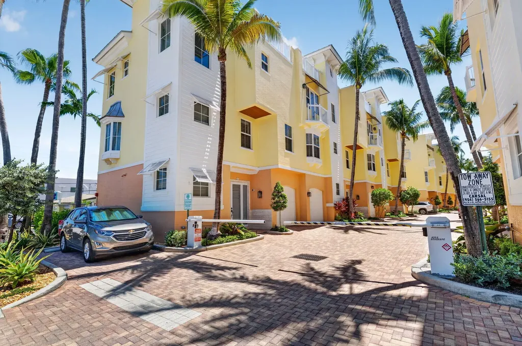 4332 Seagrape Drive Lauderdale By The Sea FL 33308