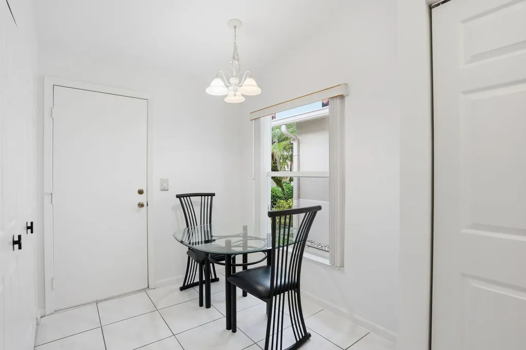 18 Sausalito Drive Boynton Beach FL 33436