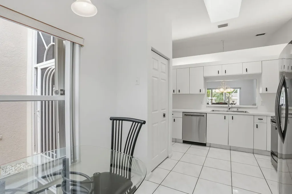 18 Sausalito Drive Boynton Beach FL 33436