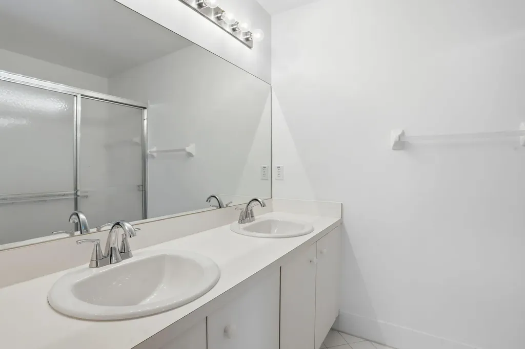18 Sausalito Drive Boynton Beach FL 33436