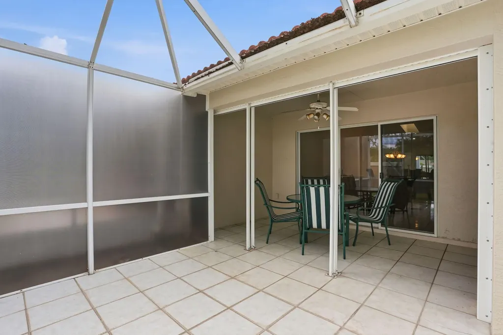 18 Sausalito Drive Boynton Beach FL 33436