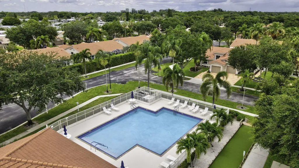 18 Sausalito Drive Boynton Beach FL 33436