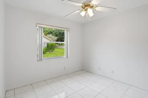 18 Sausalito Drive Boynton Beach FL 33436