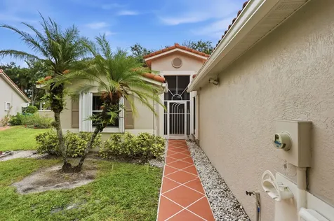 18 Sausalito Drive Boynton Beach FL 33436