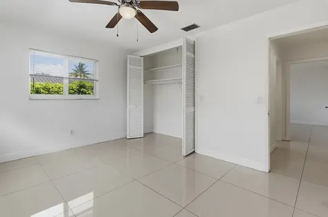 2910 NE 40th Court Lighthouse Point FL 33064