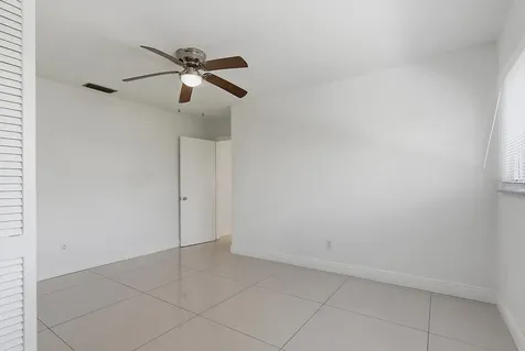 2910 NE 40th Court Lighthouse Point FL 33064