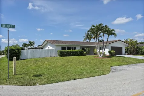 2910 NE 40th Court Lighthouse Point FL 33064