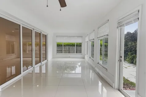 2910 NE 40th Court Lighthouse Point FL 33064