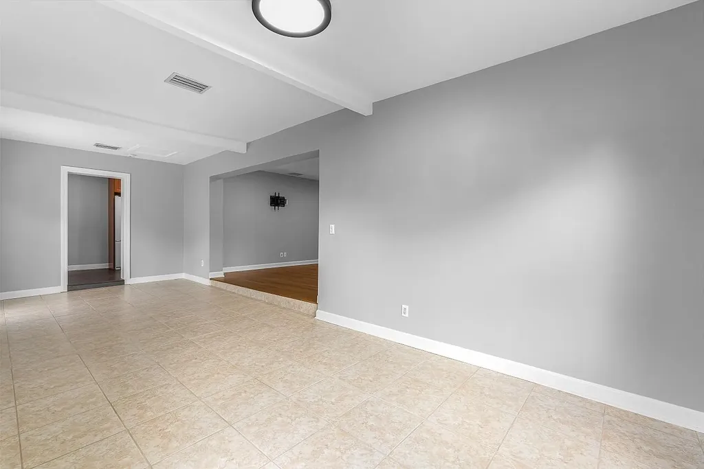 926 37th Avenue Vero Beach FL 32960