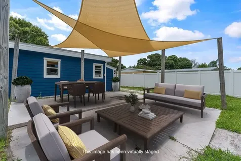 926 37th Avenue Vero Beach FL 32960