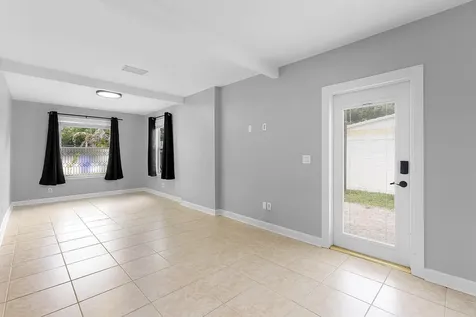926 37th Avenue Vero Beach FL 32960
