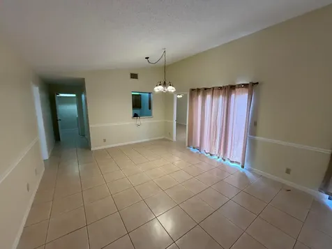 2400 SW 19th Avenue Boynton Beach FL 33426