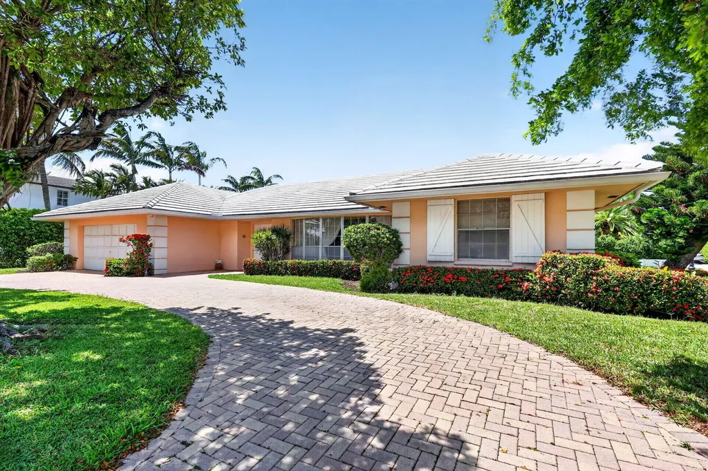 217 Plantation Road Palm Beach FL 33480
