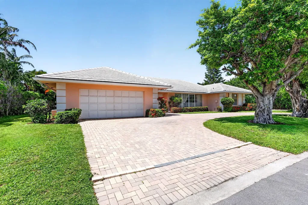 217 Plantation Road Palm Beach FL 33480