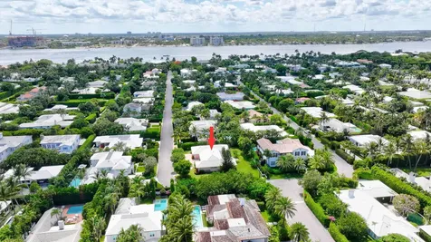 217 Plantation Road Palm Beach FL 33480