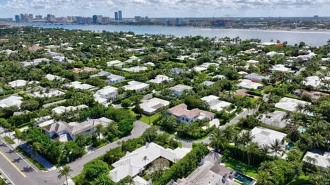 217 Plantation Road Palm Beach FL 33480