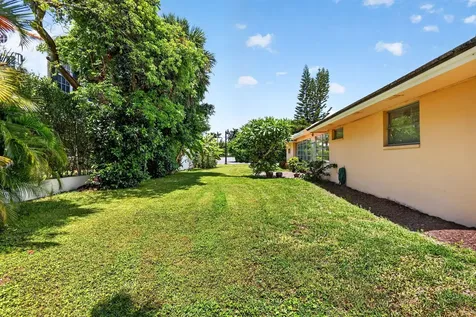 217 Plantation Road Palm Beach FL 33480