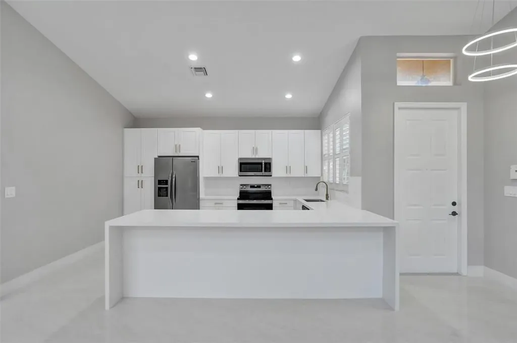 5885 NW 121st Terrace Coral Springs FL 33076