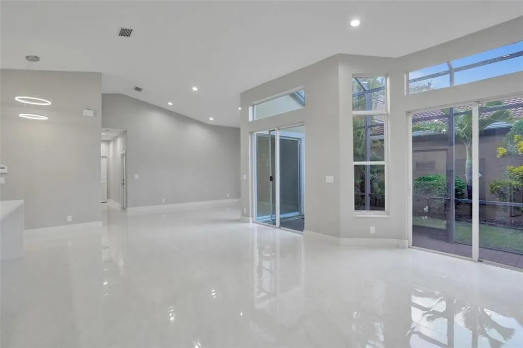 5885 NW 121st Terrace Coral Springs FL 33076