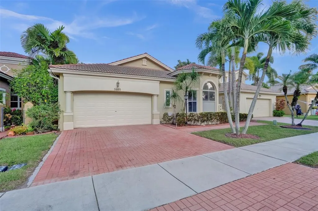 5885 NW 121st Terrace Coral Springs FL 33076