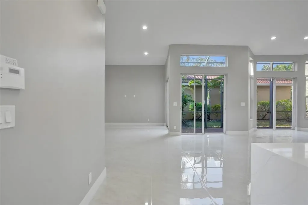 5885 NW 121st Terrace Coral Springs FL 33076