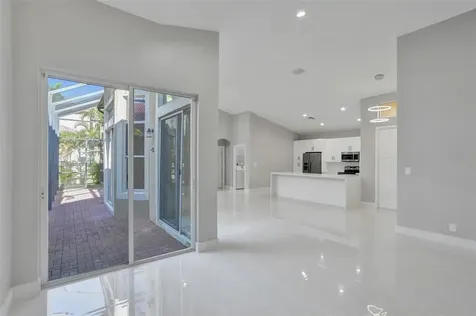 5885 NW 121st Terrace Coral Springs FL 33076