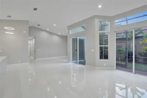 5885 NW 121st Terrace Coral Springs FL 33076