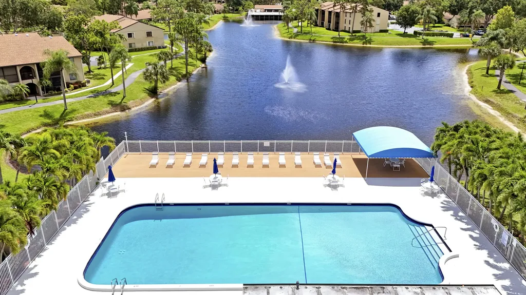 507 Shady Pine Way Greenacres FL 33415