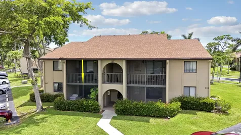 507 Shady Pine Way Greenacres FL 33415