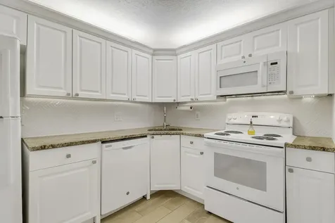 507 Shady Pine Way Greenacres FL 33415