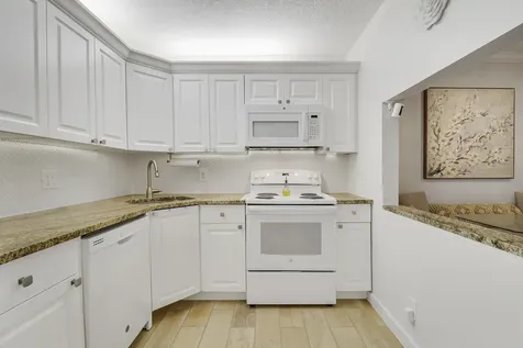 507 Shady Pine Way Greenacres FL 33415