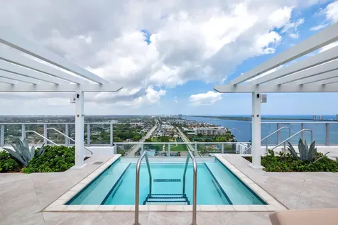220 Lake Shore Drive Lake Park FL 33403