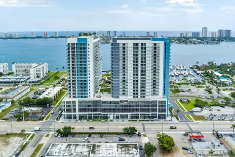220 Lake Shore Drive Lake Park FL 33403