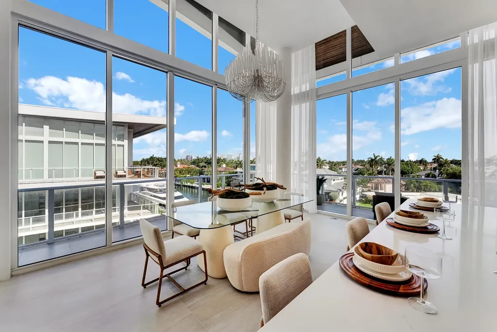 2321 SE 17th Street Fort Lauderdale FL 33316