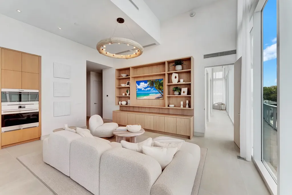 2321 SE 17th Street Fort Lauderdale FL 33316