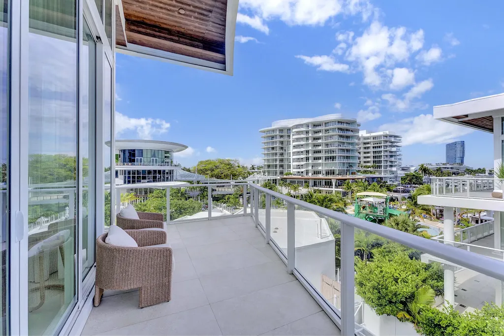 2321 SE 17th Street Fort Lauderdale FL 33316