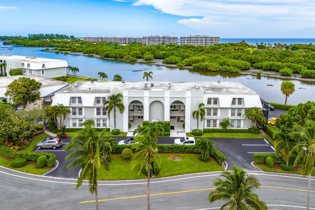 2185 Ibis Isle Road Palm Beach FL 33480