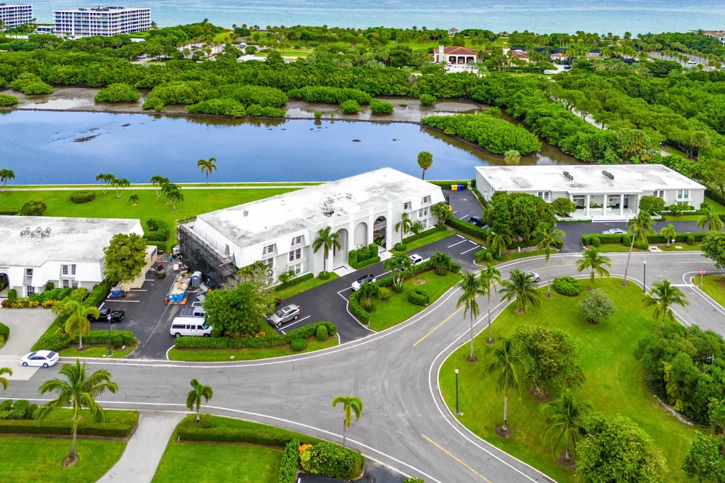 2185 Ibis Isle Road Palm Beach FL 33480