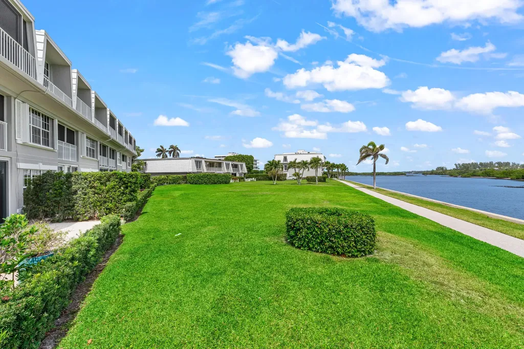 2185 Ibis Isle Road Palm Beach FL 33480