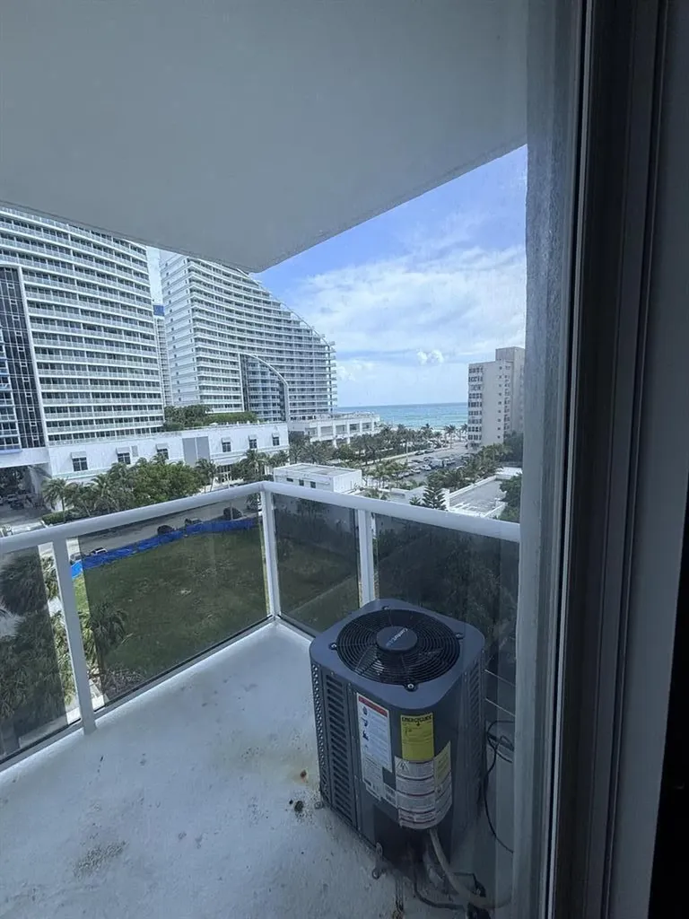 336 N Birch Road Fort Lauderdale FL 33304