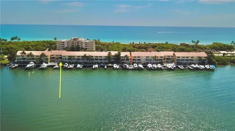 4230 N Ocean Drive Hollywood FL 33019